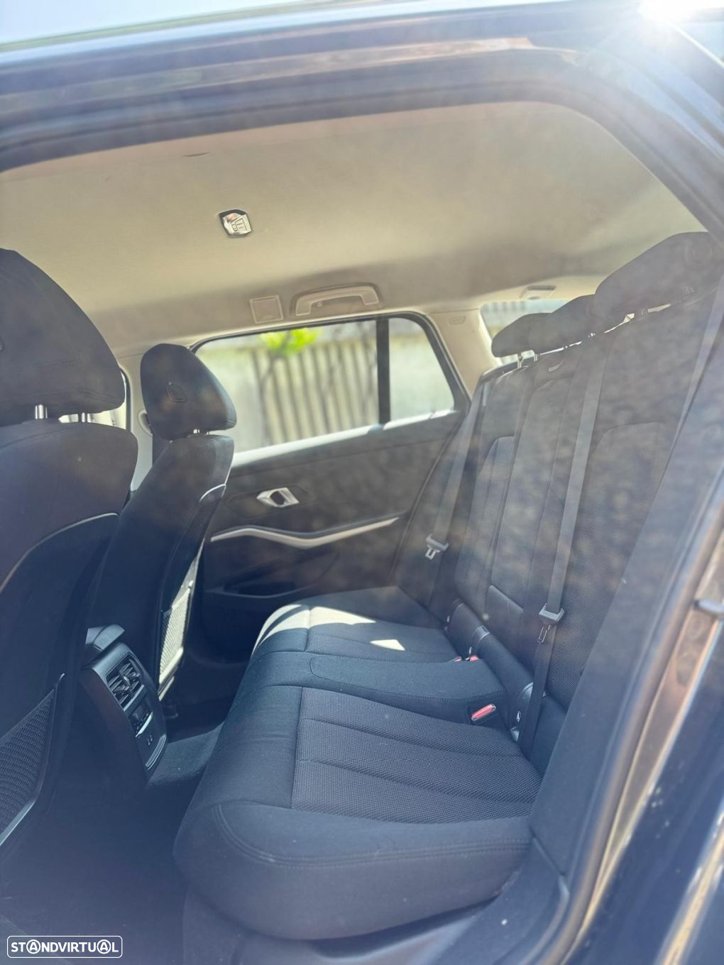 BMW 318 d Touring Line Sport Auto - 36