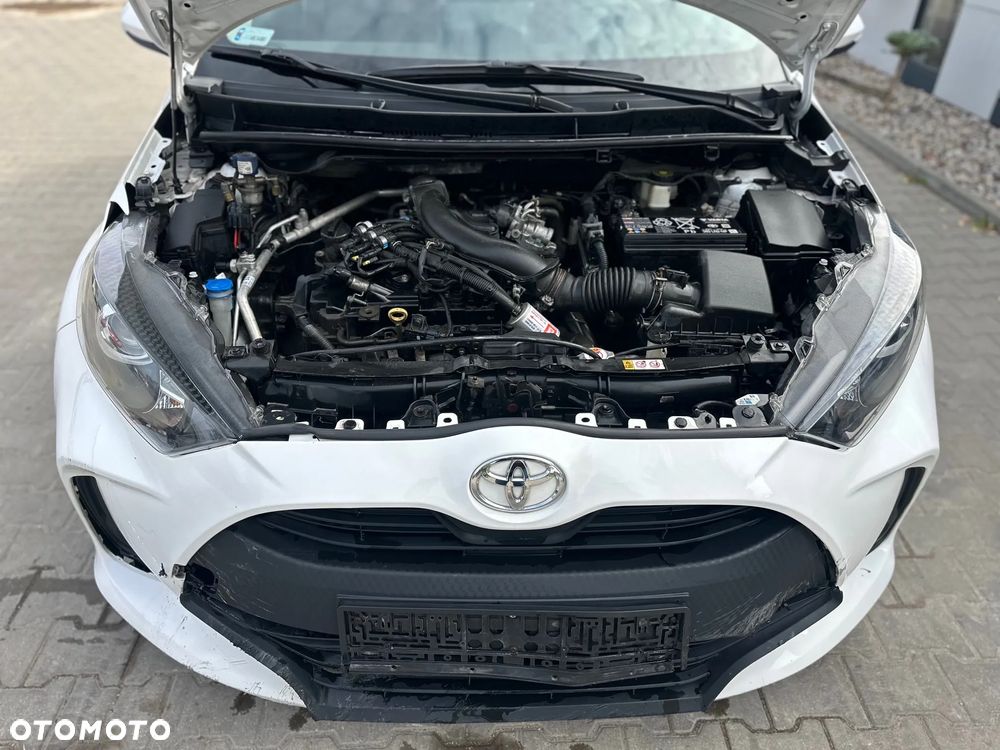 Toyota Yaris - 8