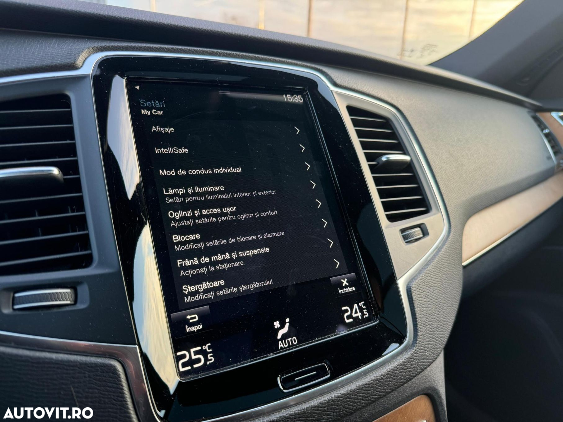 Volvo XC 90 T8 AWD Twin Engine Geartronic Momentum - 27