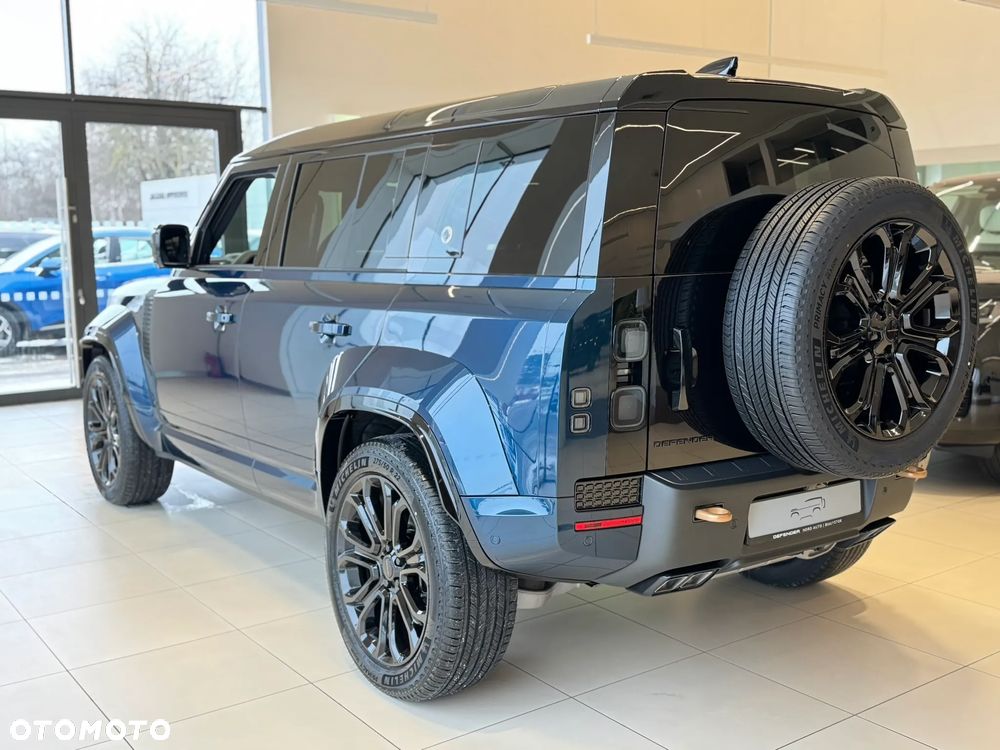 Land Rover Defender 5.0 P525 V8 - 6