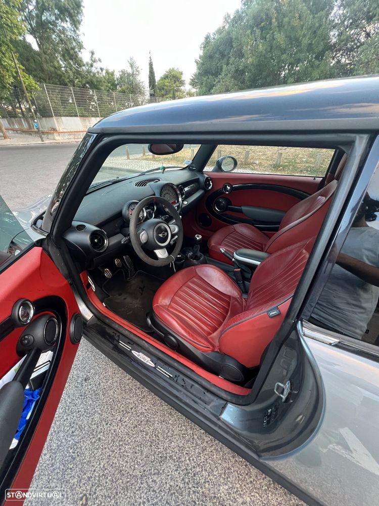 MINI 3 Portas John Cooper Works - 9