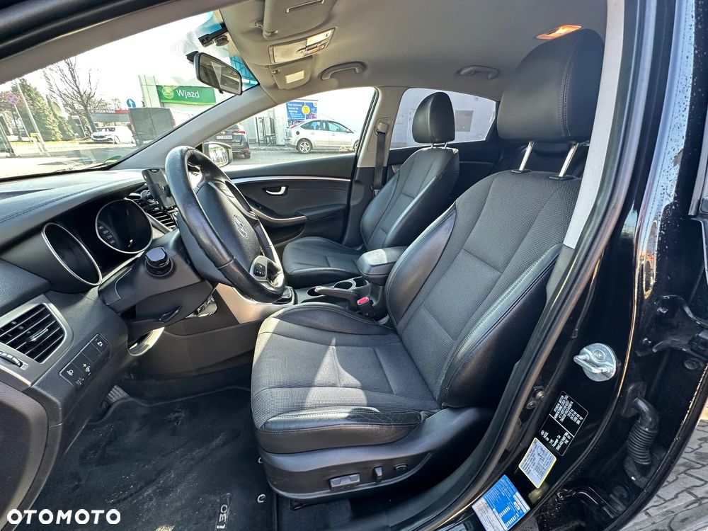 Hyundai i30 1.4 CRDi Intro Edition - 18