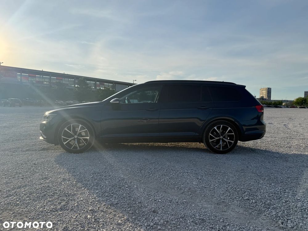 Volkswagen Passat 1.5 TSI EVO Essence DSG - 3