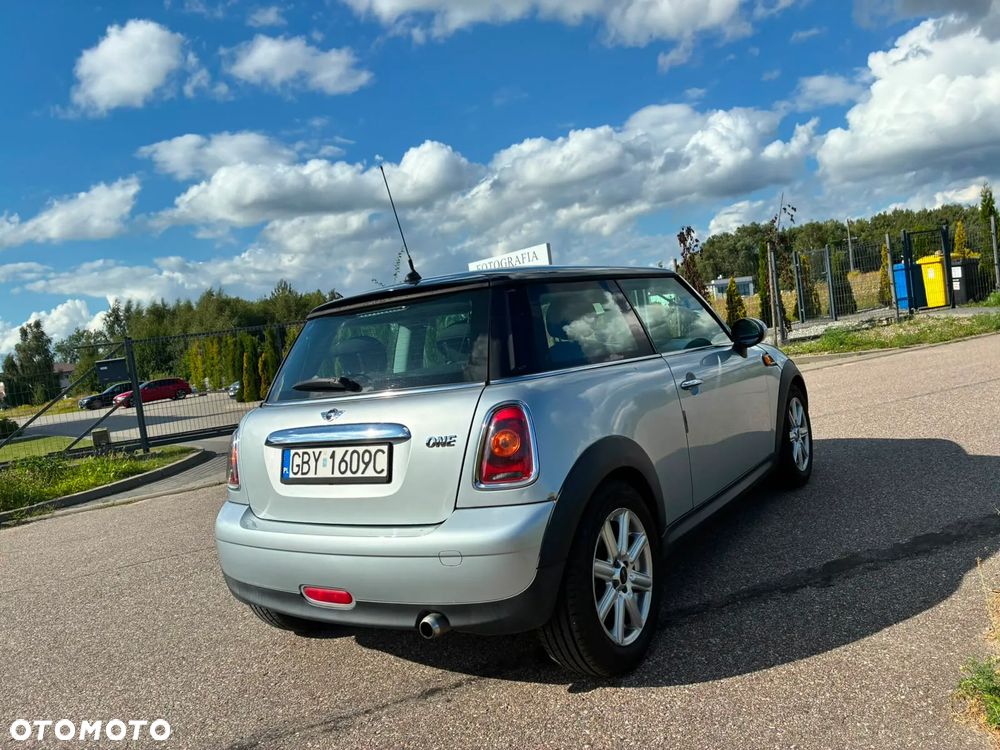 MINI ONE Standard - 4