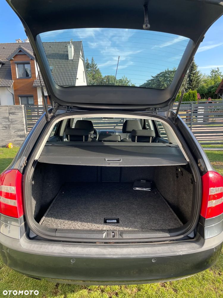 Skoda Octavia 1.8 TSI Ambiente - 13