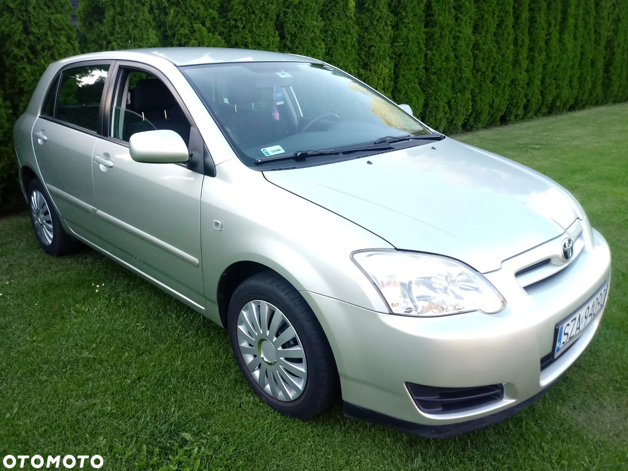 Toyota Corolla - 2