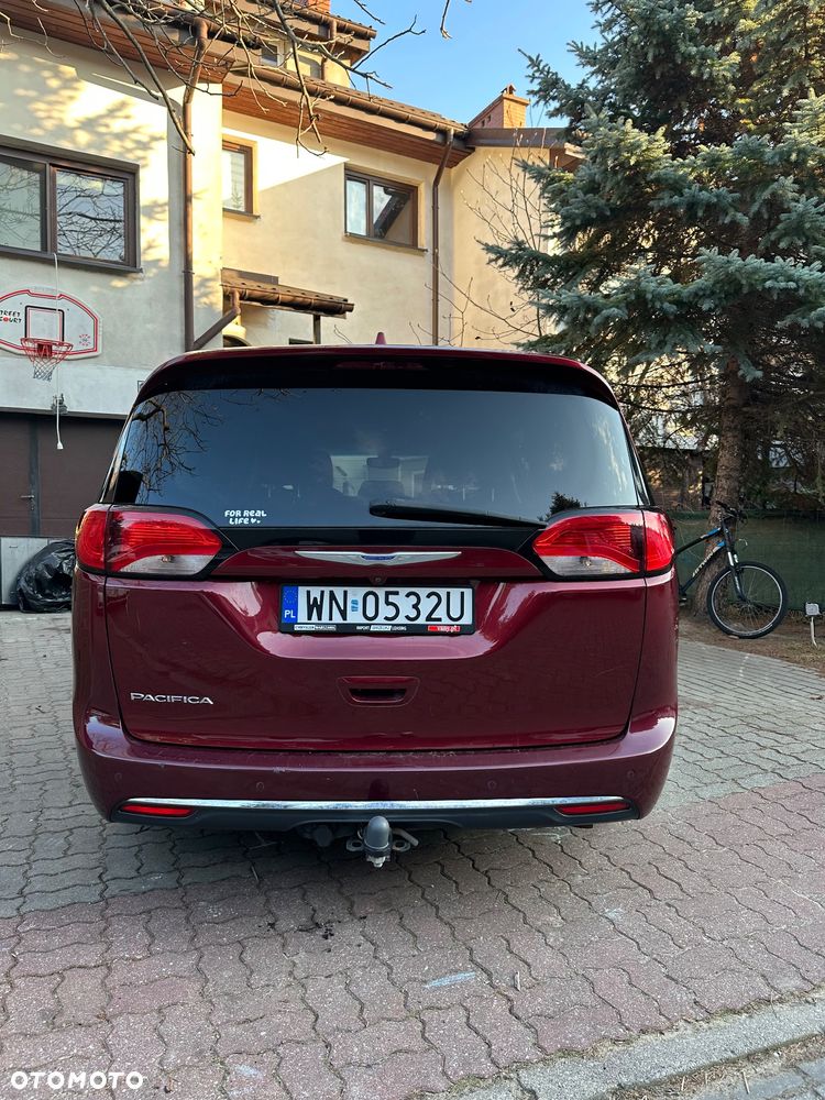 Chrysler Pacifica - 6