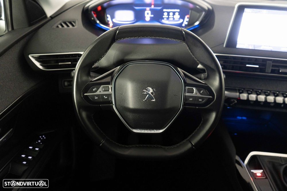 Peugeot 3008 1.2 PureTech Allure - 28