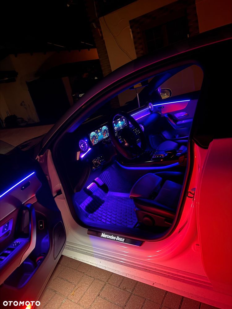 Mercedes-Benz CLA - 11