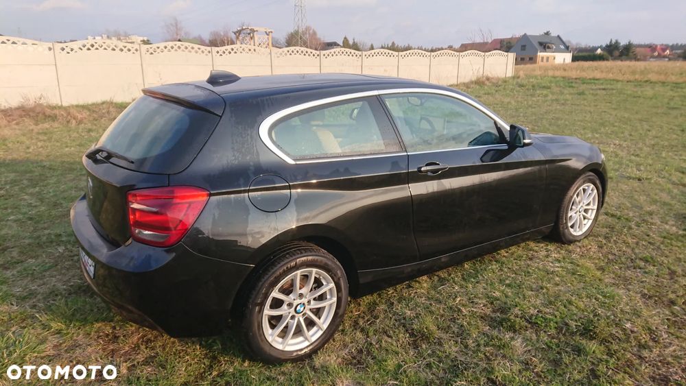 BMW Seria 1 - 38