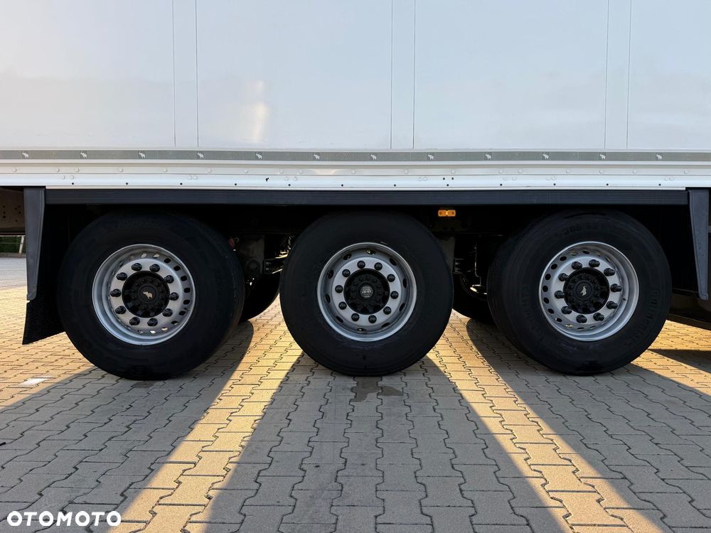 Schmitz Cargobull Koffer izoterma - 6