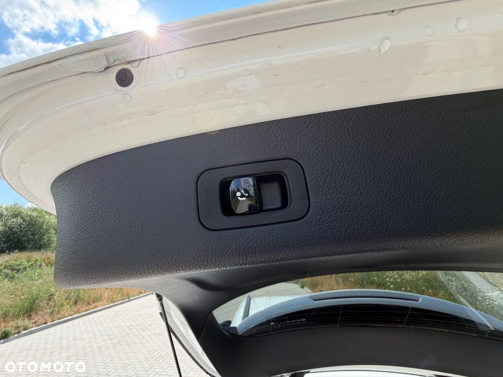 Mercedes-Benz GLC 300 de PHEV 4-Matic AMG Line - 30