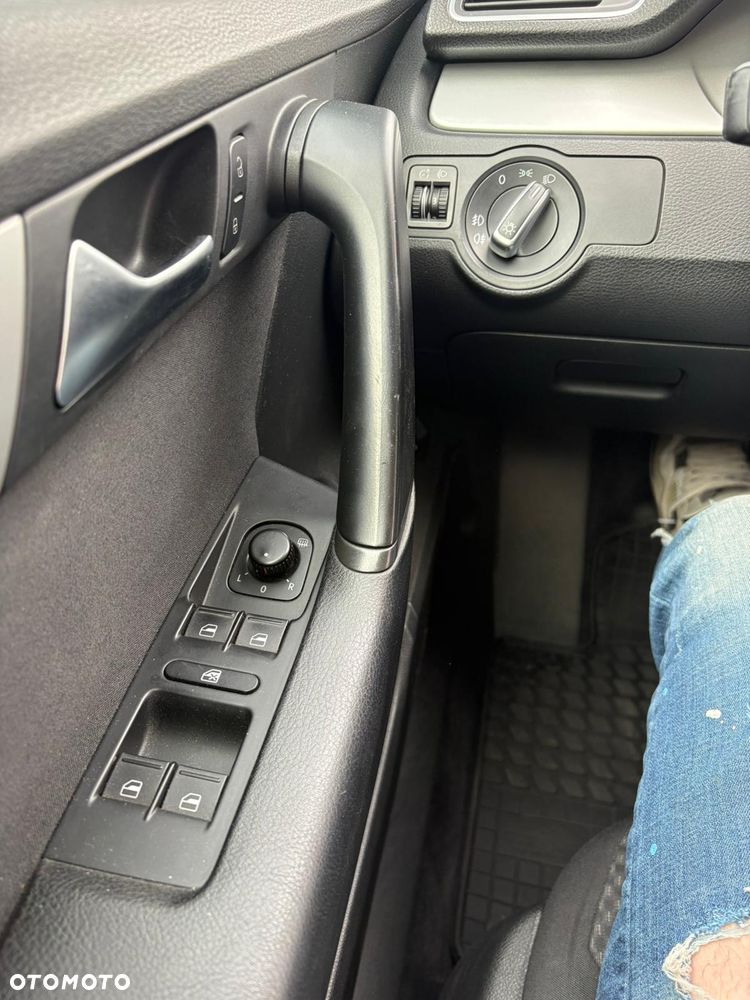 Volkswagen Passat 1.4 TSI Trendline - 6