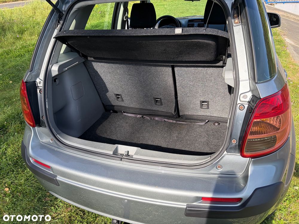 Suzuki SX4 - 16
