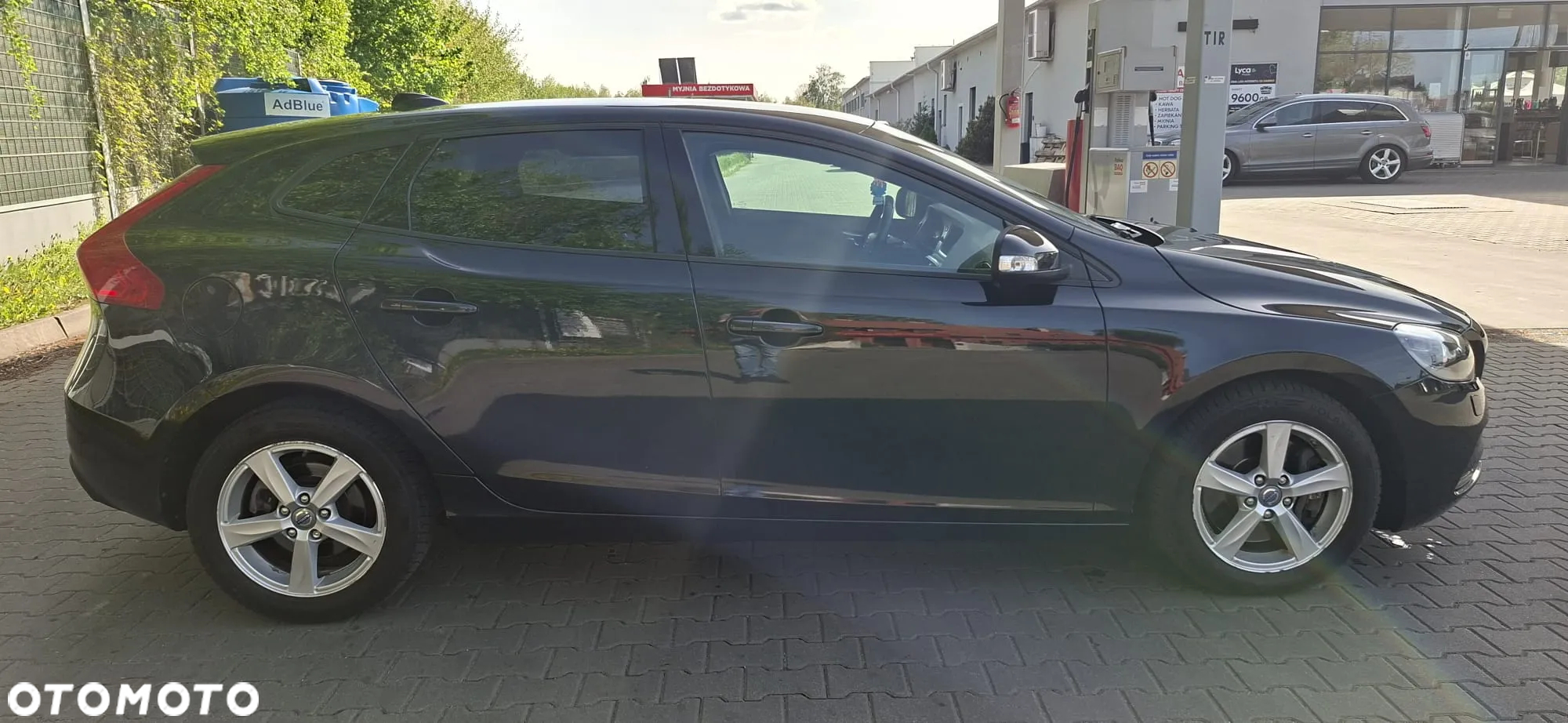 Volvo V40 D4 Drive-E Momentum - 28
