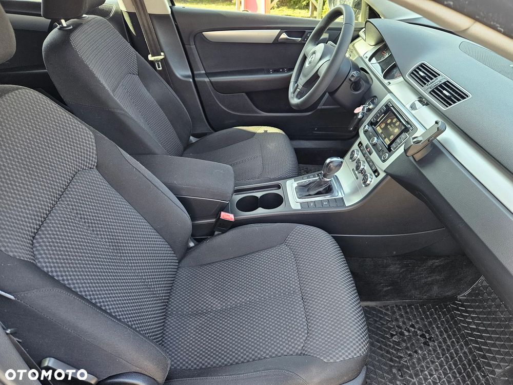 Volkswagen Passat Variant 2.0 TDI Comfortline DSG - 13