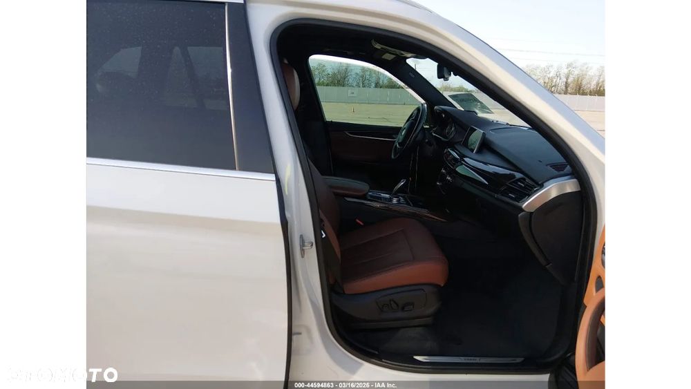 BMW X5 xDrive35i - 10