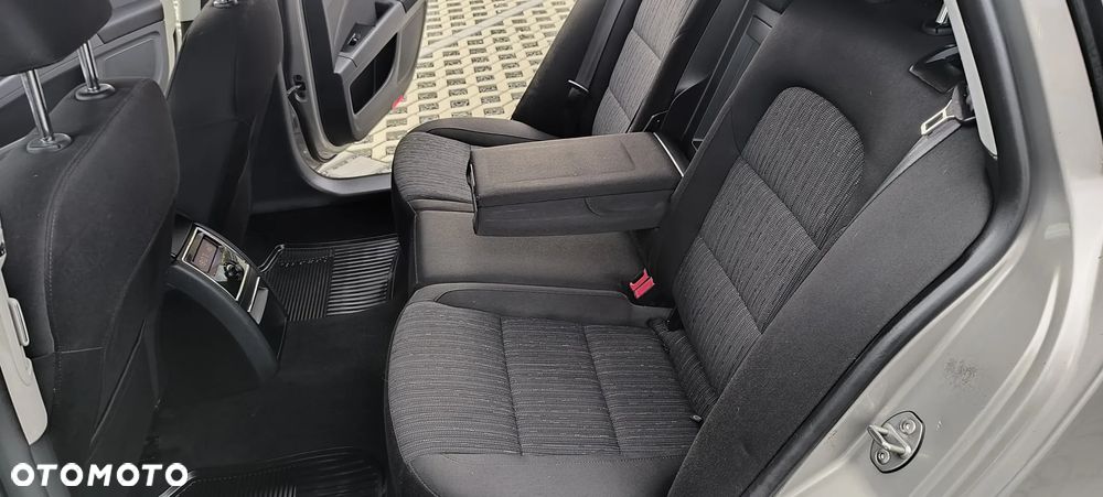 Skoda Superb 1.6 TDI Elegance Greenline - 24