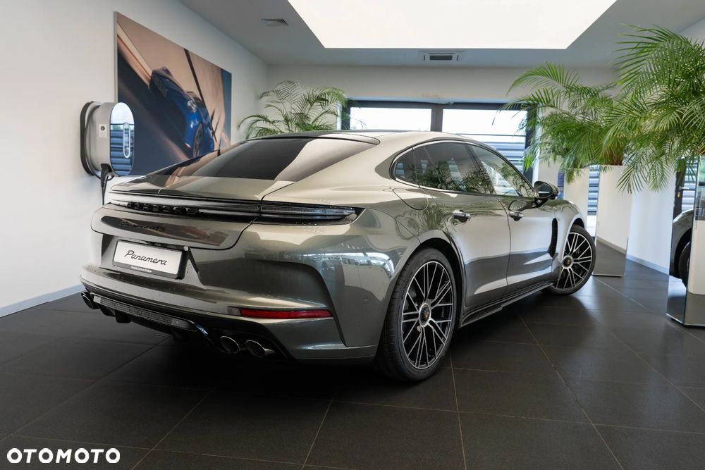 Porsche Panamera - 38