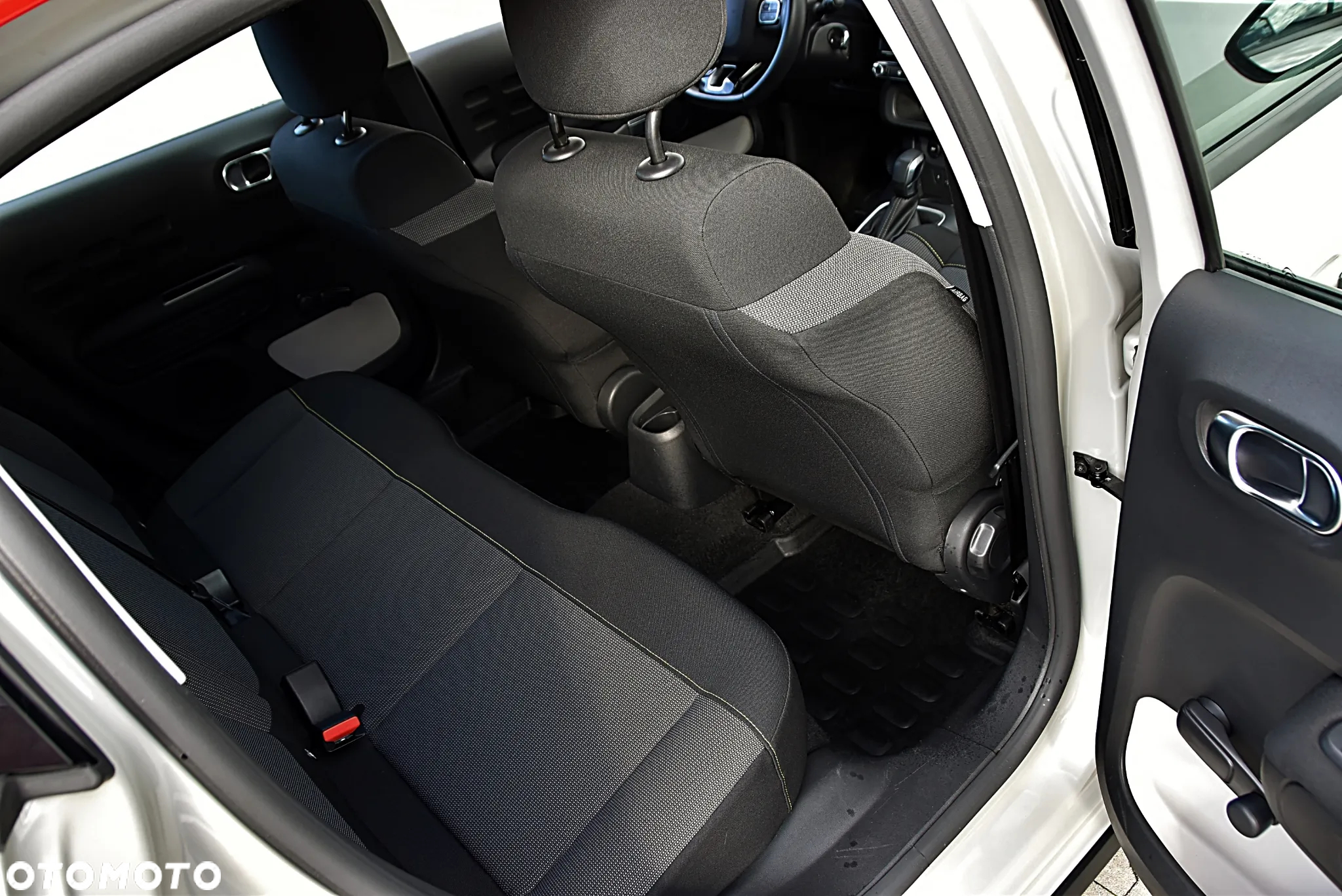 Citroën C3 1.2 PureTech Shine S&S EAT6 - 25