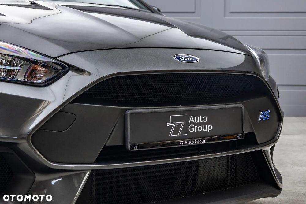 Ford Focus - 33