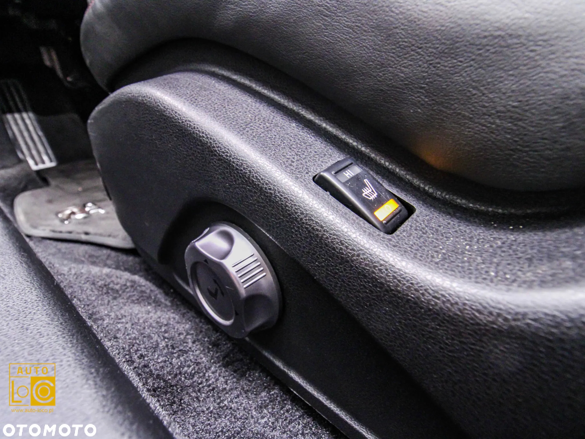 Nissan GT-R Premium Edition - 27