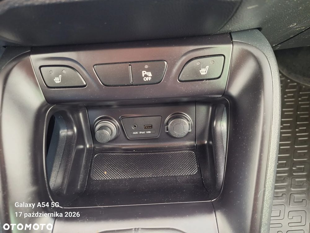 Hyundai ix35 - 23