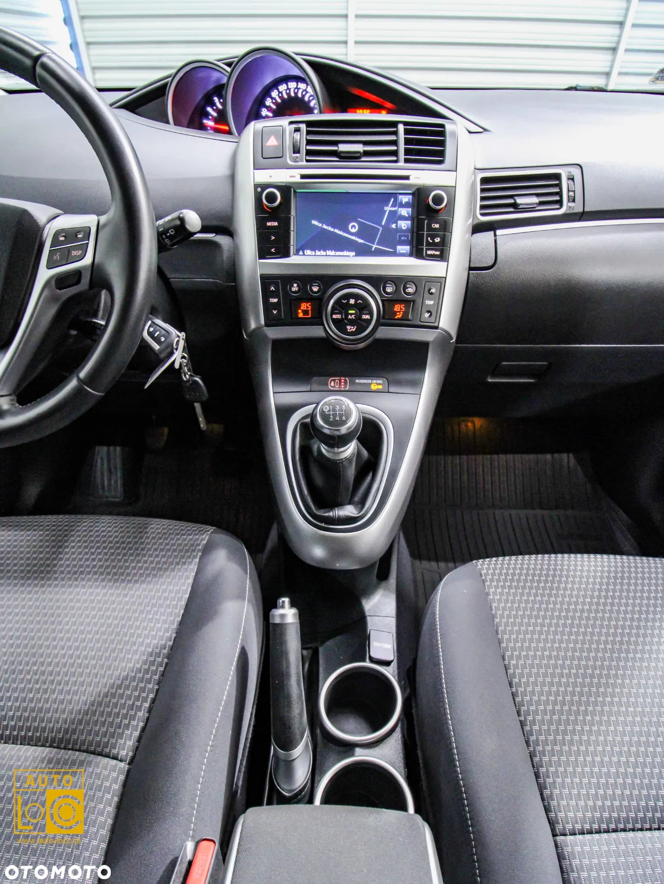 Toyota Verso 2.0 D-4D Premium - 16