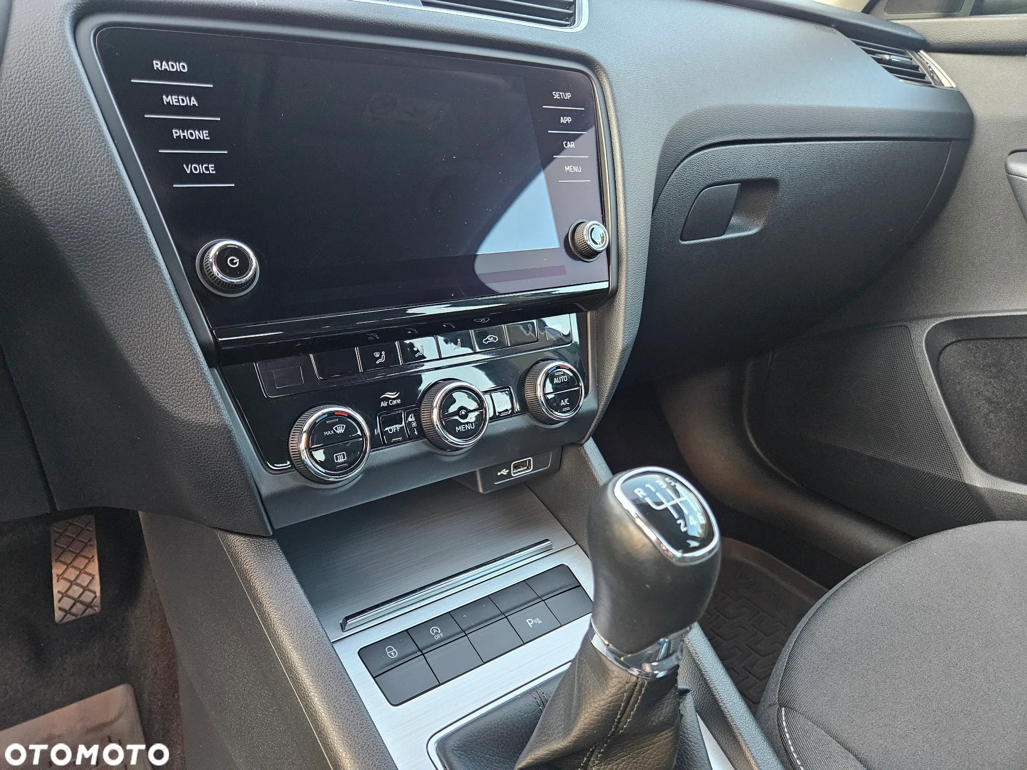 Skoda Octavia 1.5 TSI ACT Ambition - 15