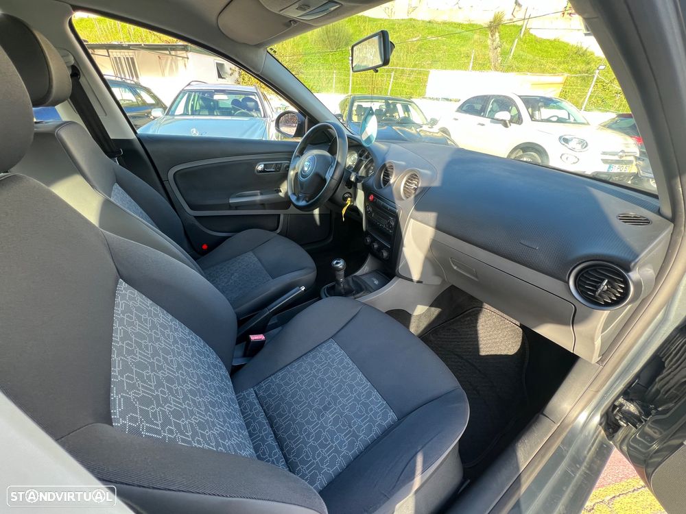 SEAT Ibiza 1.2 12V Reference - 9