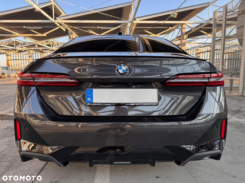 BMW Seria 5 - 16