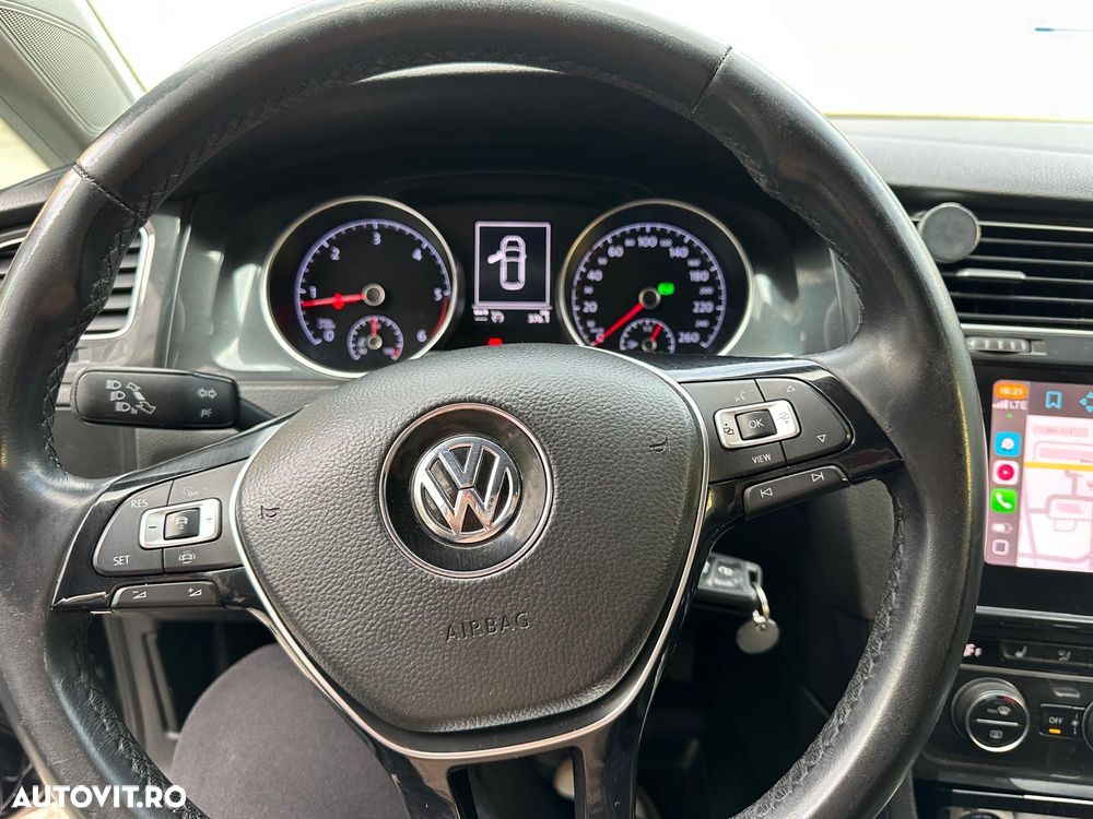 Volkswagen Golf 1.6 TDI DSG Highline - 5