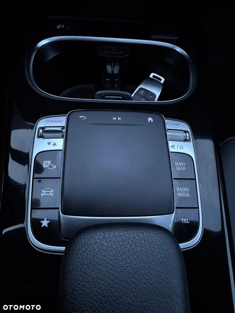Mercedes-Benz Klasa A 220 4Matic 7G-DCT AMG Line - 25