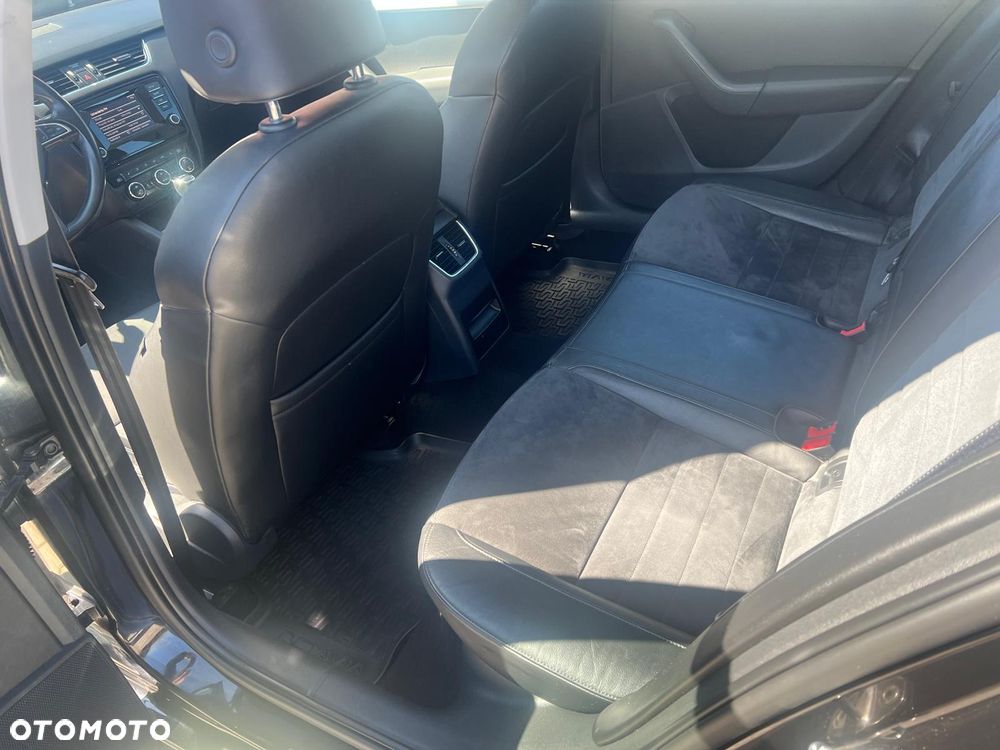 Skoda Octavia 1.8 TSI Elegance DSG - 22