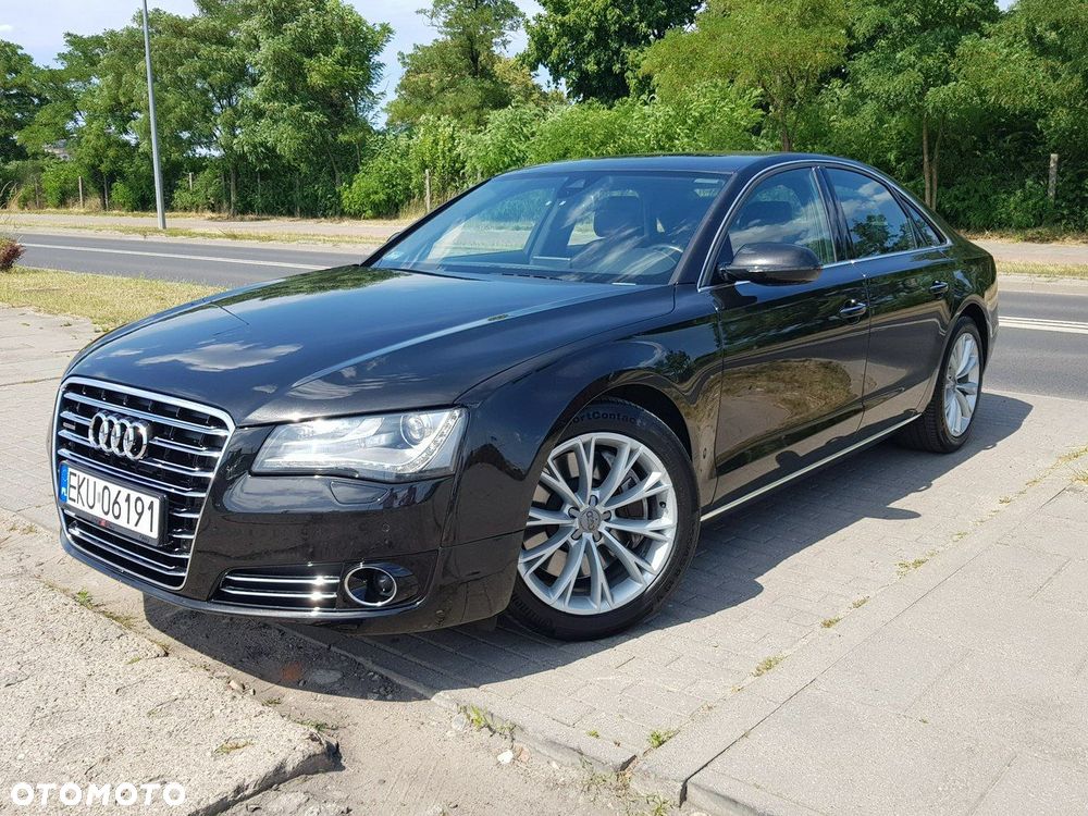 Audi A8 4.2 FSI Quattro - 1