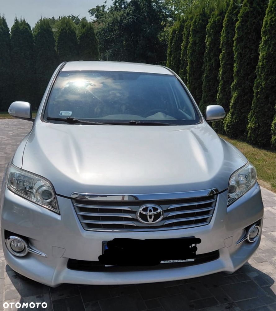 Toyota RAV4 - 2