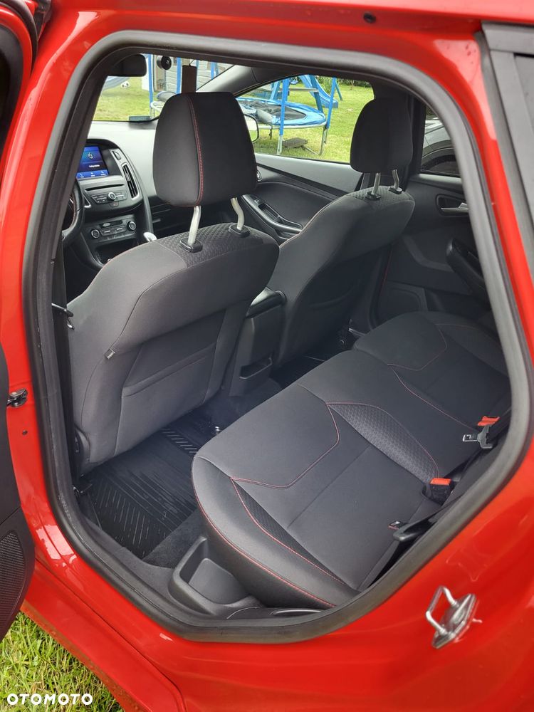 Ford Focus - 9