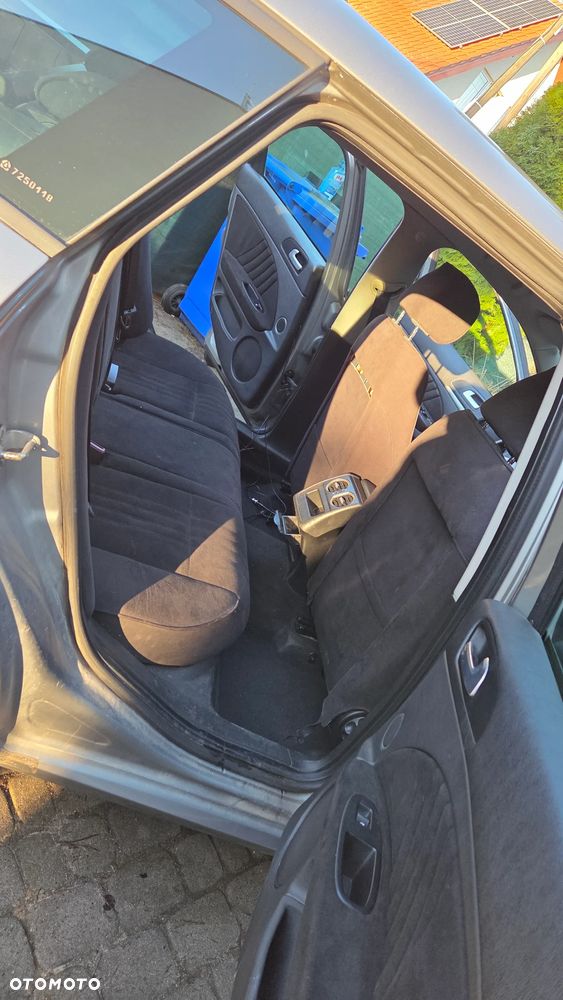 Alfa Romeo 159 1.9 JTDM 16V DPF Q-Tronic Elegante - 6