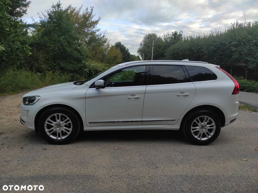Volvo XC 60 D4 AWD Summum - 2