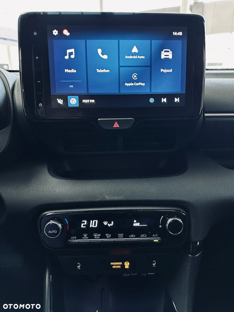 Toyota Yaris Hybrid 1.5 Style - 14