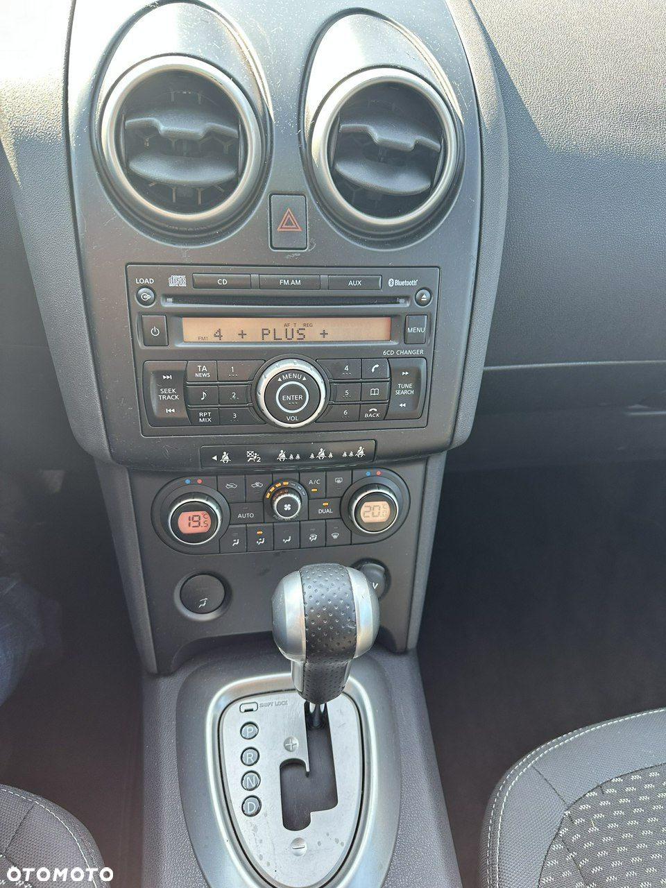 Nissan Qashqai - 10