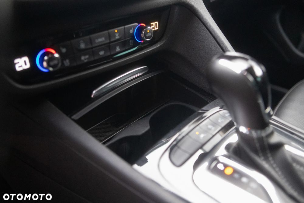 Opel Insignia 2.0 CDTI Exclusive S&S - 20