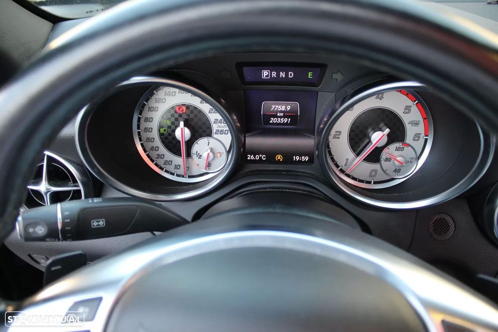 Mercedes-Benz SLK 250 CDI (BlueEFFICIENCY) 7G-TRONIC - 16