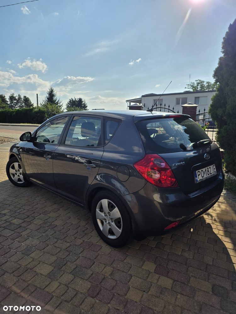 Kia Ceed 1.4 Optimum - 8