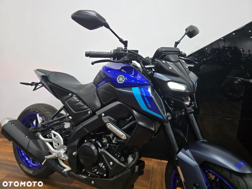Yamaha MT - 33
