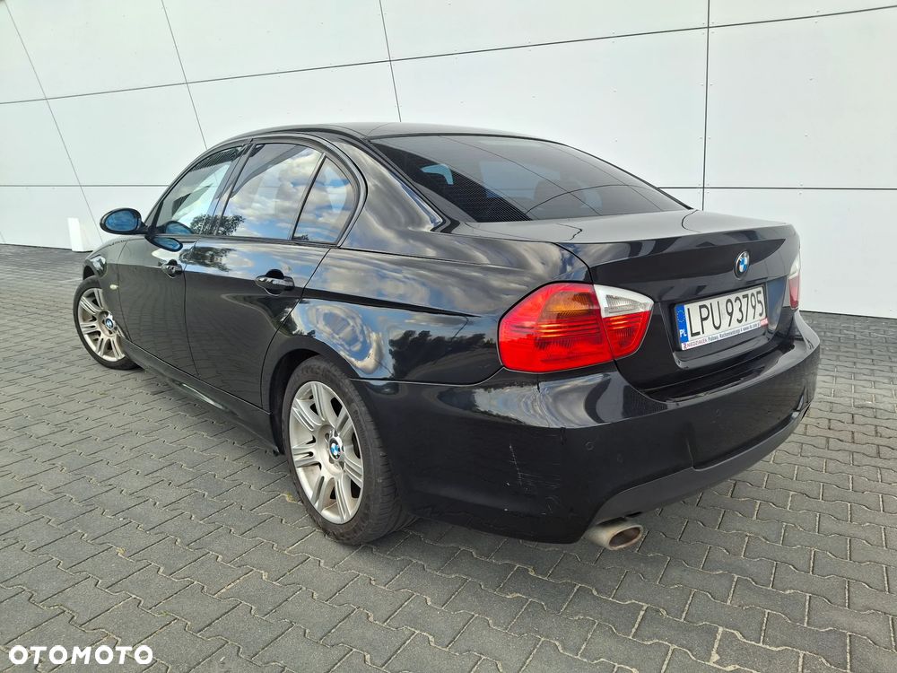 BMW Seria 3 318d DPF Edition Sport - 31