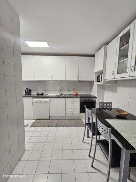 Apartamento T4 | Monte dos Burgos - Grande imagem: 2/8