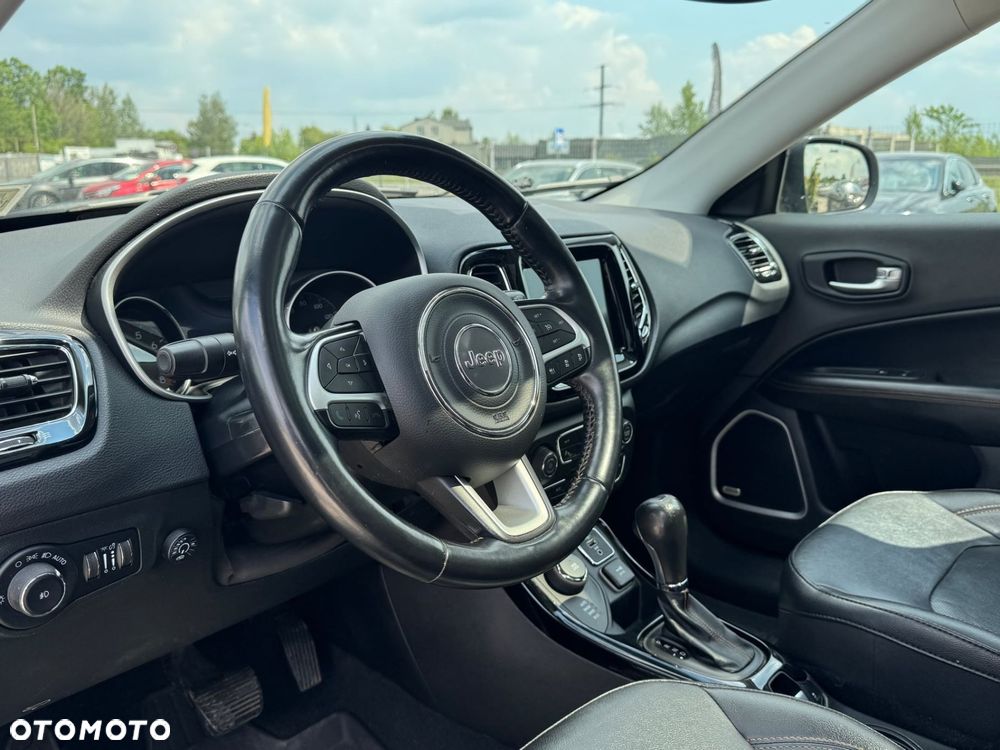 Jeep Compass - 11