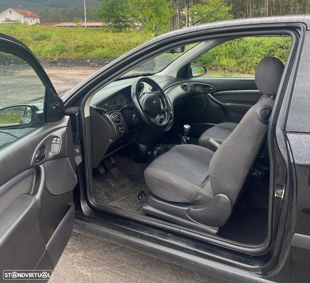 Ford Focus 1.8 TDdi Trend - 9