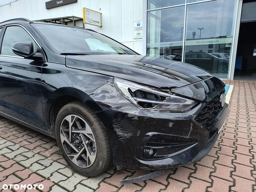 Hyundai i30 1.5 T-GDI 48V Smart - 11